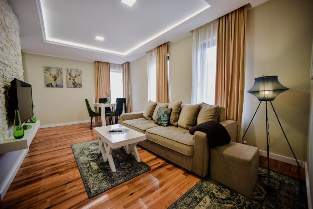 Onix Aparthotel *